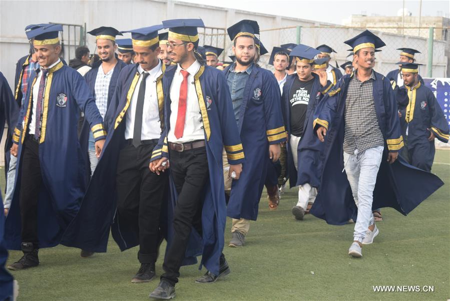 تحقيق إخباري: خريجو الجامعات في اليمن يخشون المستقبل