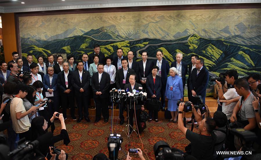 مسؤول: المهمة الأكثر إلحاحا لهونغ كونغ هي وقف أعمال العنف وإنهاء الفوضى وإعادة النظام