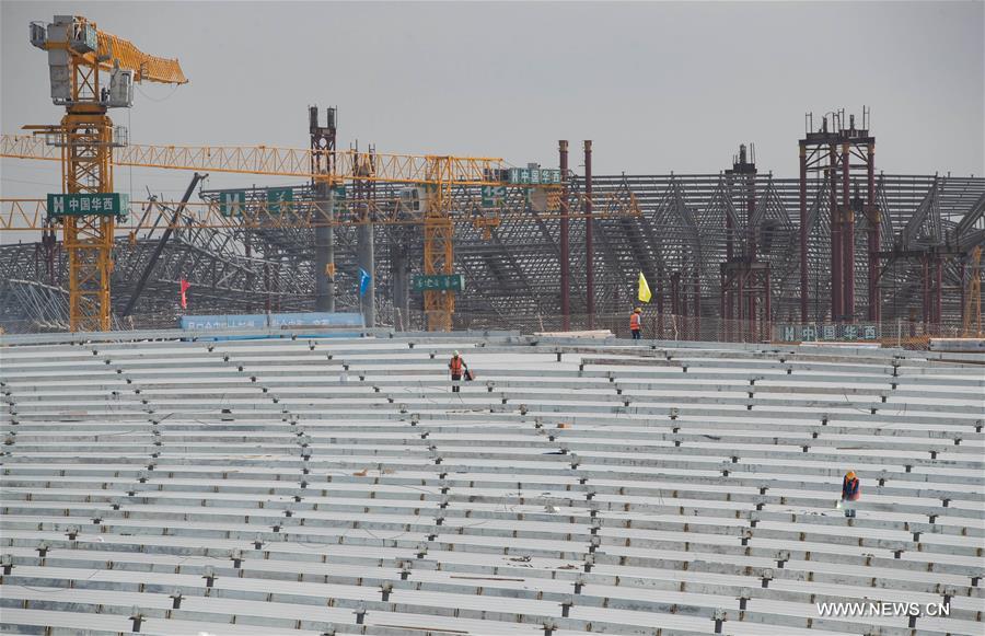 اكتمال بناء الهيكل الرئيسي لمحطة مطار دولي جديد في مدينة جنوب غربي الصين