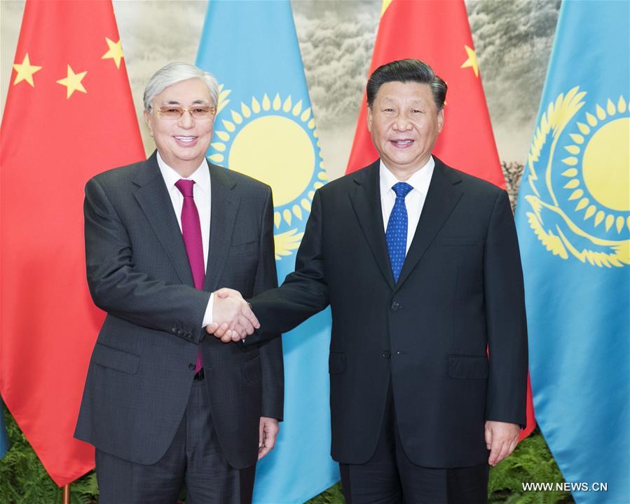 الصين وكازاخستان تتفقان على تطوير شراكة استراتيجية شاملة دائمة