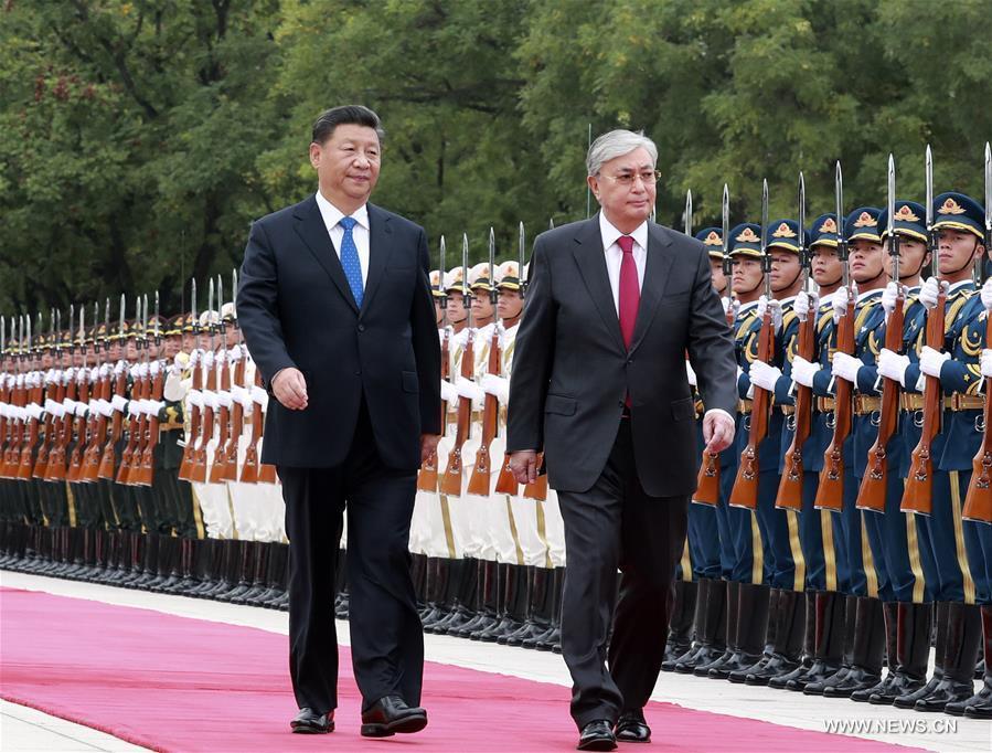الصين وكازاخستان تتفقان على تطوير شراكة استراتيجية شاملة دائمة