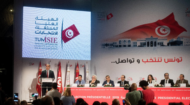 الهيئة العليا المستقلة للانتخابات في تونس تعلن قيس سعيد رئيسا للبلاد