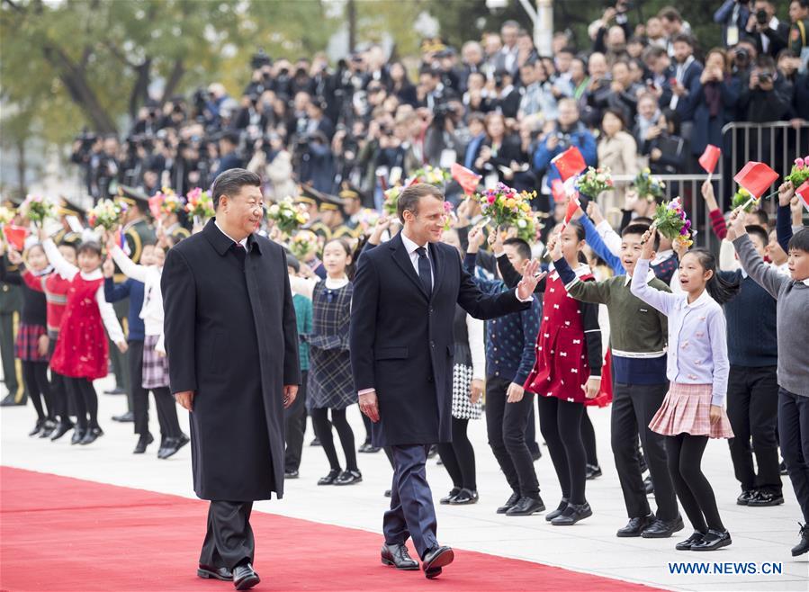 مقالة : شي يجري محادثات مع ماكرون في بكين ويتعهدان بتوطيد العلاقات الصينية - الفرنسية