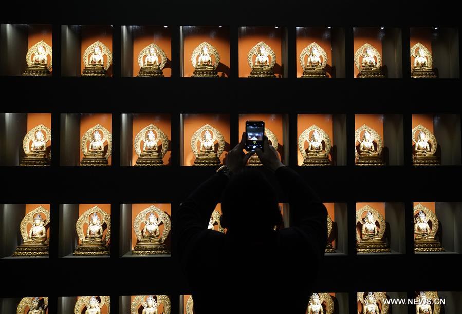 افتتاح معرض للبوذية التبتية في متحف القصر