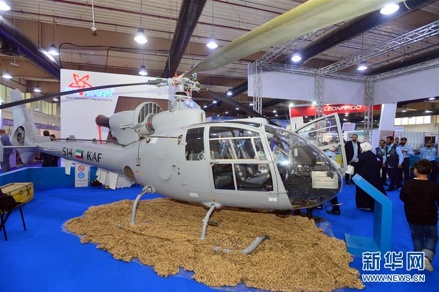 افتتاح معرض الخليج للدفاع والطيران الخامس في الكويت