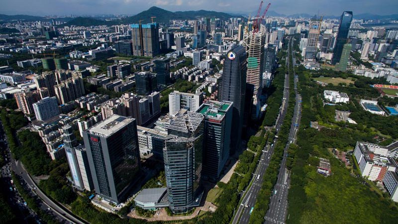 مدينة شنتشن توقع 128 صفقة مع شركات عالمية في مؤتمرها العالمي لترويج الاستثمار