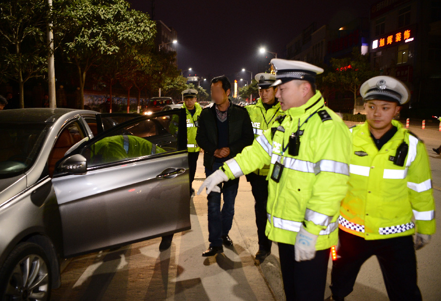 الشرطة الصينية تضبط 13000 سائق بسبب القيادة تحت تأثير الكحول