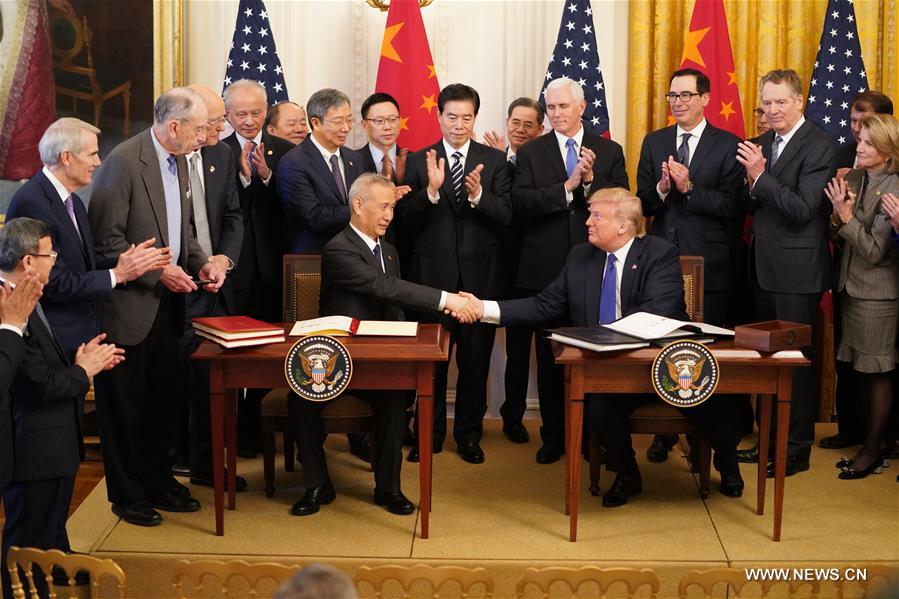  الصين والولايات المتحدة توقعان على اتفاق 
