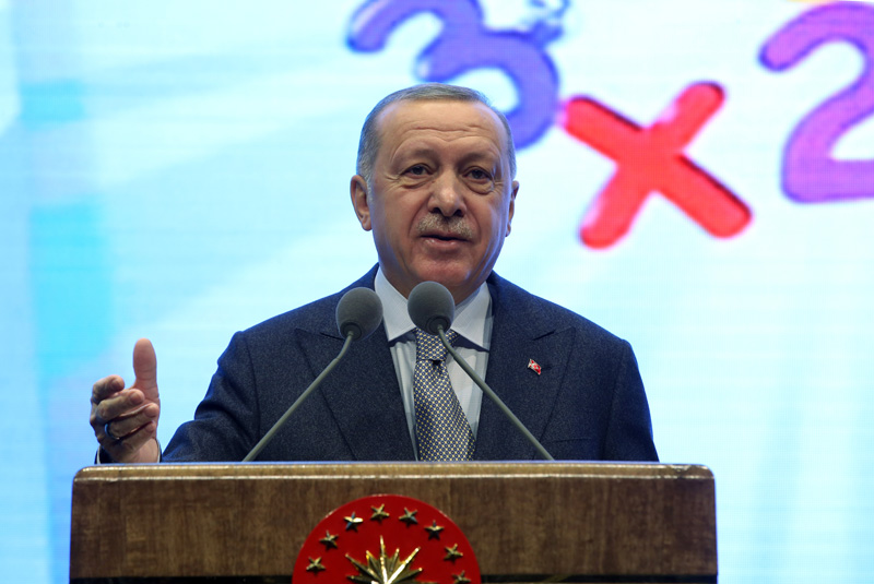 أردوغان يقول إن تركيا ترسل قوات إلي ليبيا