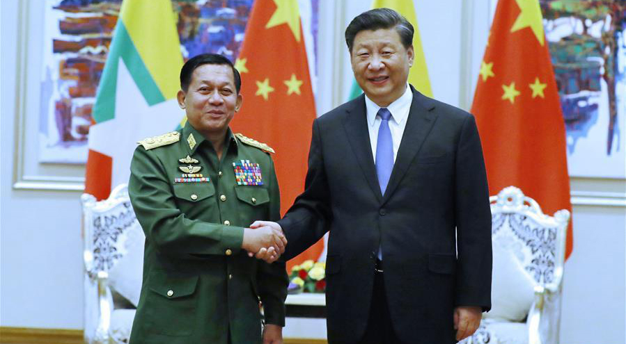 شي يلتقي مع قائد جيش ميانمار