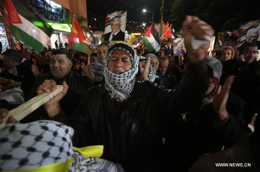 الفلسطينيون يحشدون ضد خطة ترامب ويؤكدون رفضها وأنها لن تمر