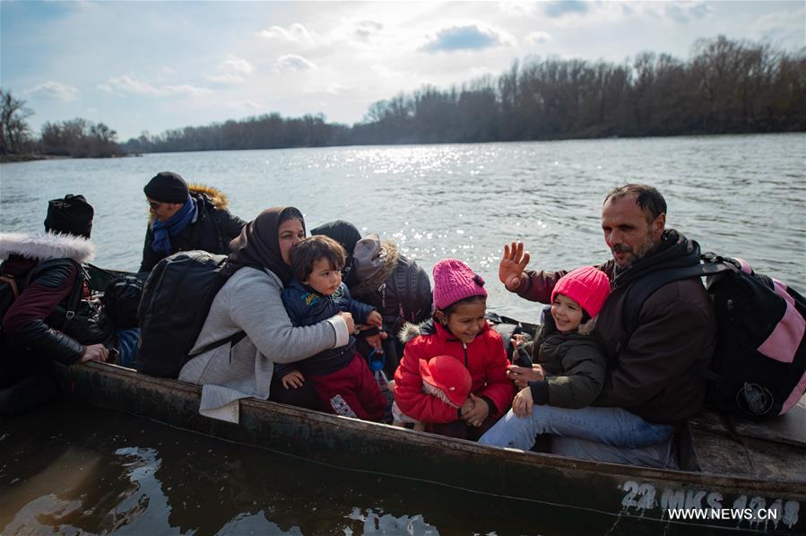 تركيا: عبور أكثر من 80 ألف مهاجر غير شرعي إلى أوروبا