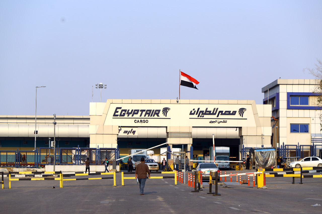 مصر تعلن تعليق جميع رحلات الطيران بداية من الخميس وحتى نهاية مارس