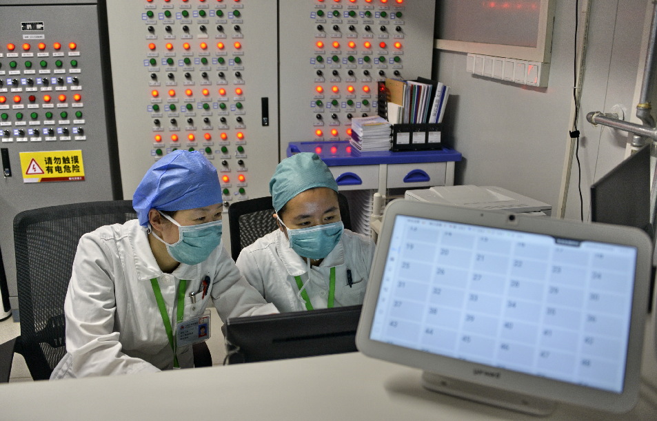 مستشفى شياوتانغشان ببكين يعمل بسلاسة