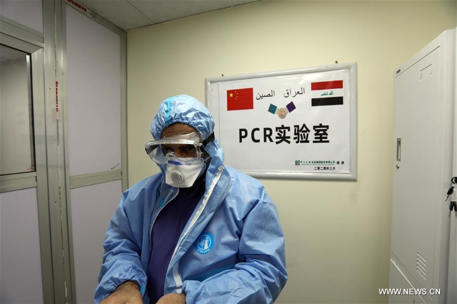 مقالة : المختبر الذي أنشأته الصين يتحمل أعباء فحص كورونا المستجد بالعراق