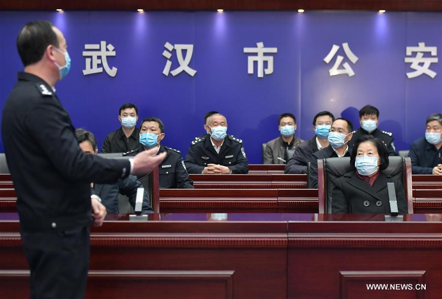 نائبة رئيس مجلس الدولة الصيني تشدد على استمرارية إجراءات السيطرة على المرض