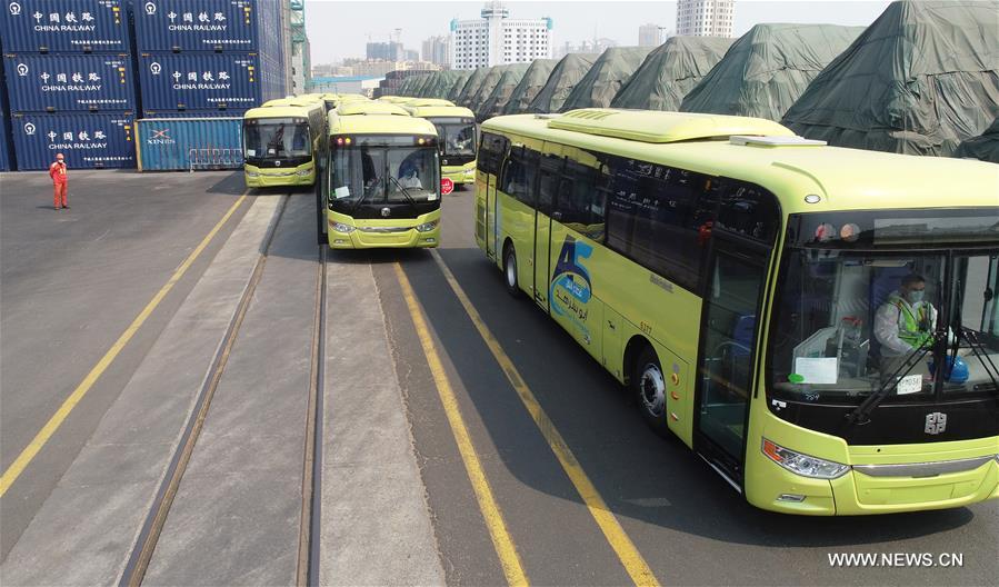 تصدير 320 حافلة من مقاطعة شرقي الصين إلى السعودية