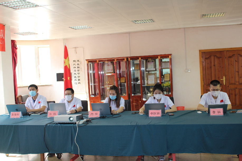 فريق طبي صيني ينظم عيادة مجانية عبر الفيديو للطلاب الصينيين في السودان