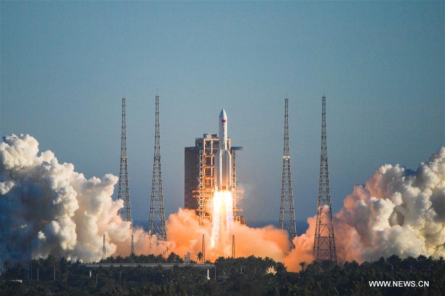 تقرير: أول عملية إطلاق صينية ناجحة لأقوى صاروخ حامل نحو المدار القريب