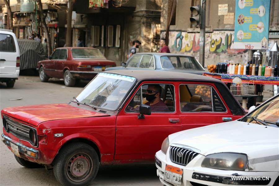 مصر تمدد العمل بالإجراءات الاحترازية المفروضة لمواجهة كورونا حتى نهاية رمضان