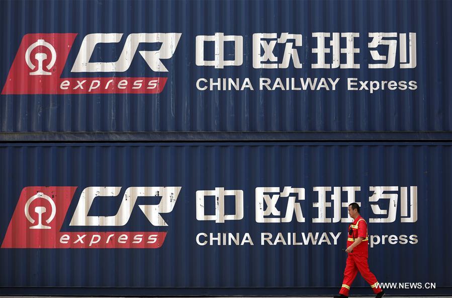شنيانغ بشمال شرقي الصين تطلق أول قطار شحن إلى المركز اللوجيستي في موسكو