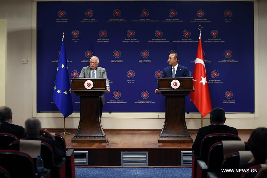 تركيا تتوعد بالرد إذا فرض الاتحاد الأوروبي عقوبات جديدة عليها