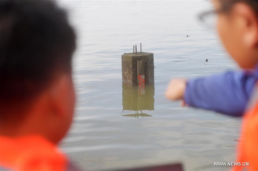 أكبر بحيرة مياه عذبة صينية تسجل مستوى مياه قياسيا
