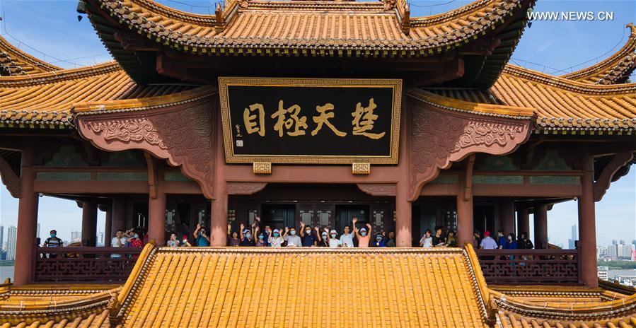 تعبيرا عن الامتنان ... المقاصد السياحية في هوبي تفتح أبوابها مجانا للزائرين من كافة ربوع الصين
