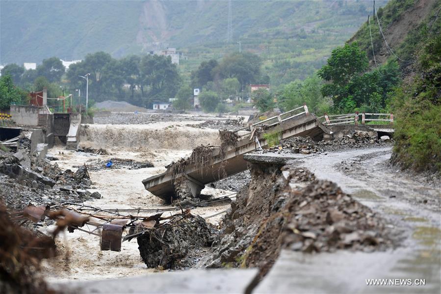 الأمطار الغزيرة تغمر الأنهار في مقاطعة قانسو بشمال غربي الصين