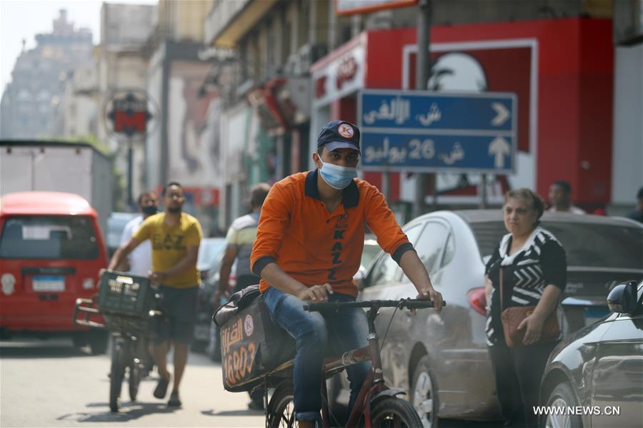 مصر تتخذ حزمة إجراءات جديدة لتخفيف قيود مواجهة كورونا