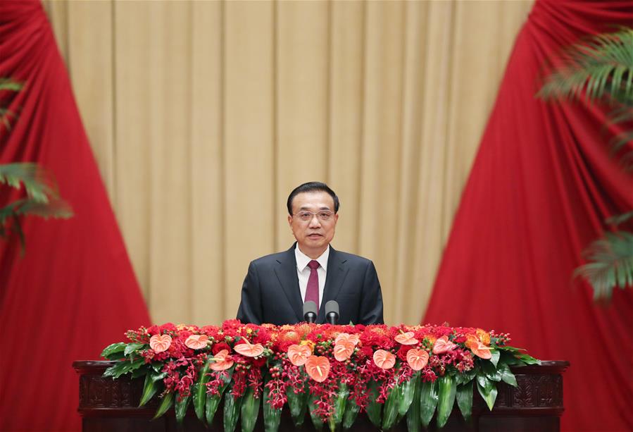 مجلس الدولة الصيني يعقد حفل استقبال بمناسبة اليوم الوطني