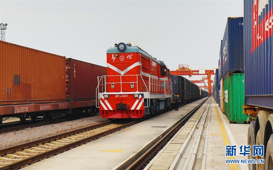 مقاطعة تشجيانغ الصينية تشهد 1000 رحلة قطار شحن بين الصين وأوروبا في عام 2020