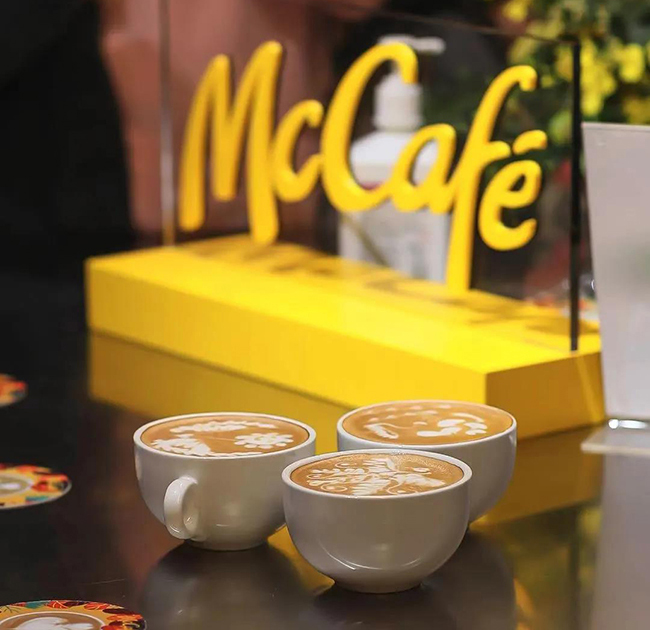 ماكدونالدز تخطط لاستثمار 2.5 مليار يوان في سوق القهوة بالصين