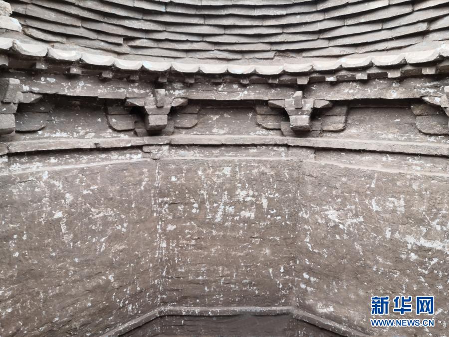 العثور على مقبرتين قديمتين بالقرب من موقع للتراث العالمي شمالي الصين