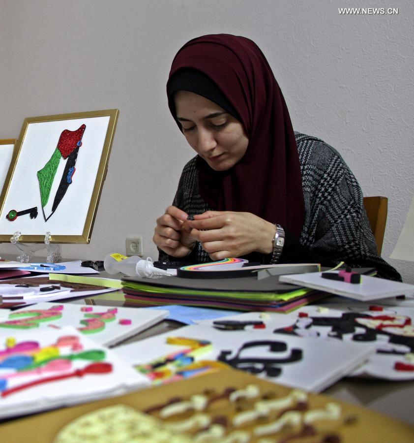 مقالة : شابة فلسطينية من غزة تتقن فن 