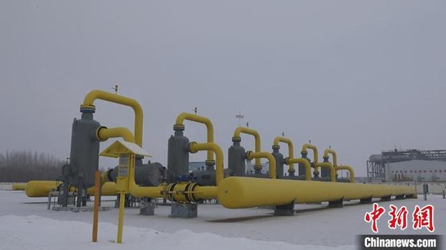 خط أنابيب الغاز بين الصين وآسيا الوسطى ينقل أكثر من 39 مليار متر مكعب من الغاز الطبيعي إلى الصين في عام 2020
