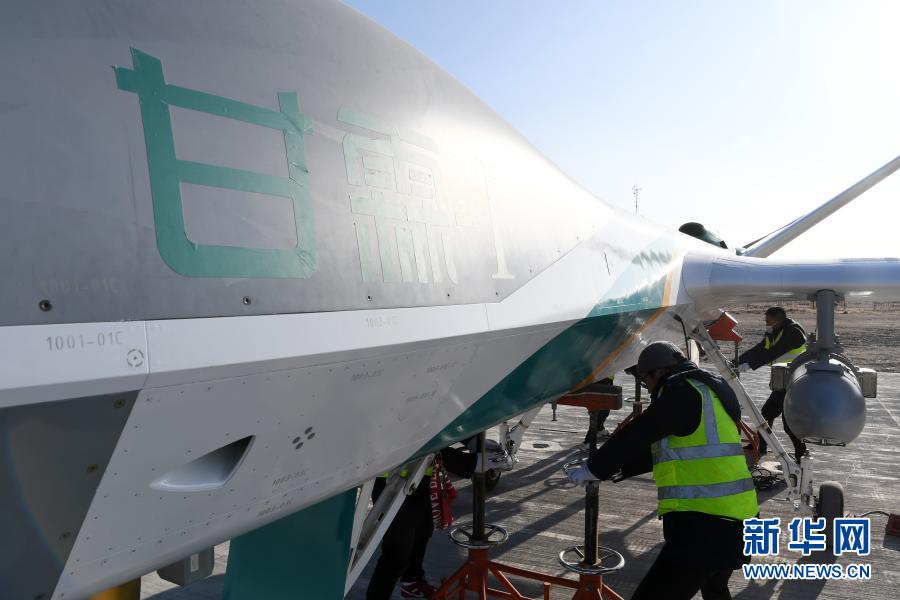طائرة صينية مسيّرة للرصد الجوي تنجح في أولى رحلاتها