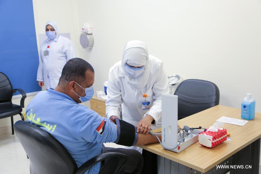 تقرير إخباري: مصر تبدأ حملة تطعيم ضد كورونا بلقاح 