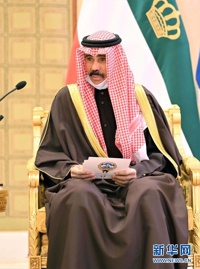 الحكومة الكويتية الجديدة تؤدي اليمين الدستورية أمام أمير البلاد