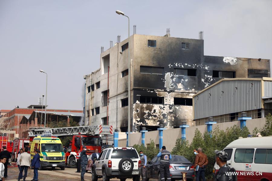 ارتفاع حصيلة ضحايا حريق بمصنع شمال القاهرة إلى 20 قتيلا
