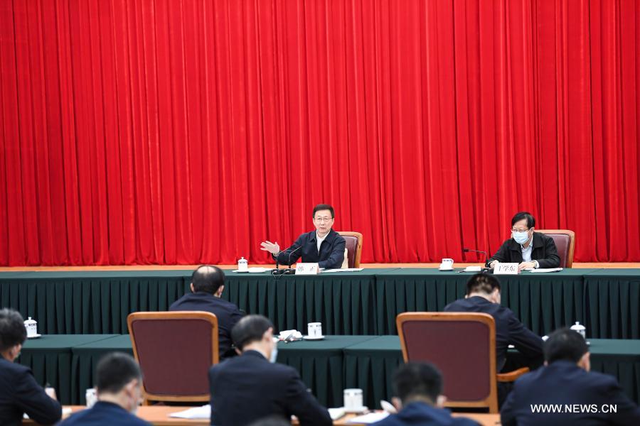 نائب رئيس مجلس الدولة الصيني يشدد على البداية الجيدة لفترة الخطة الخمسية الـ 14
