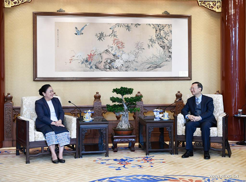 دبلوماسي صيني كبير يلتقي سفراء كمبوديا ولاوس والكويت