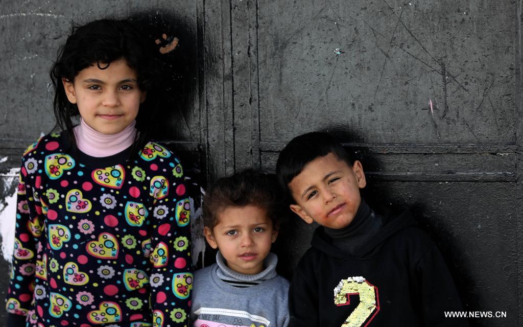 أطفال مخيم بلاطة للاجئين في يوم الطفل الفلسطيني