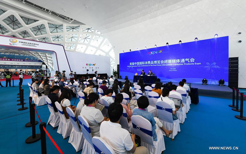 اختتام فعاليات معرض الصين الدولي للمنتجات الاستهلاكية في هاينان