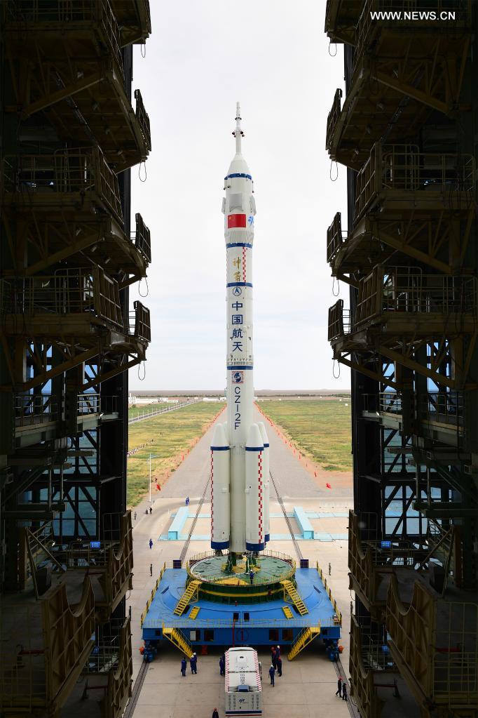 الصين تستعد لإطلاق مركبة الفضاء المأهولة 