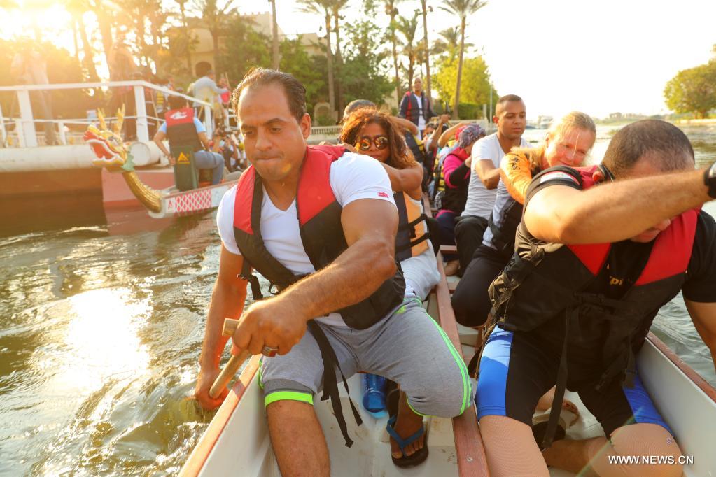 مقالة : الاحتفال بمهرجان قوارب التنين الصيني في مصر
