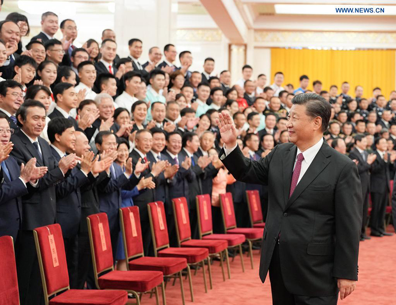 شي يهنئ المشاركين في تجهيزات احتفالات الذكرى المئوية لتأسيس الحزب الشيوعي الصيني
