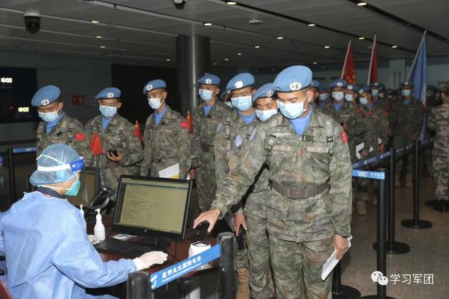 مجموعة جديدة من قوات حفظ السلام الصينية تغادر إلى لبنان