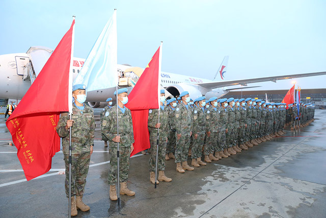 مجموعة جديدة من قوات حفظ السلام الصينية تغادر إلى لبنان