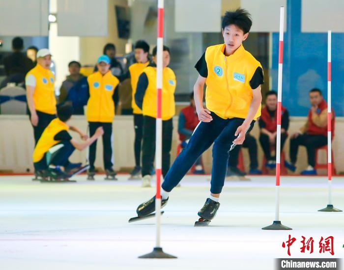 الصين تزيد من تعزيز الرياضة والتمارين البدنية بين العامة